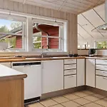 Four-bedroom In Vaggerlose *