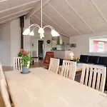 Сasa de vacaciones Four-bedroom In Vaggerlose